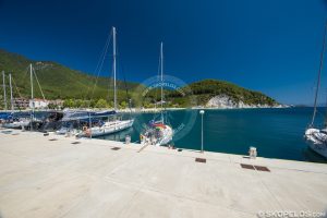 Skopelos Elios Village Port Photo, skopelos vacances adaptées aux enfants, destination adaptée aux enfants