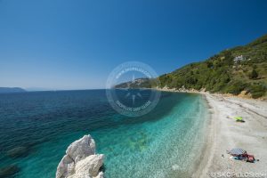 Plages de Skopelos Photo de la plage d'Armenopetra, Guide de voyage de Skopelos