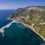 სკოპელოს პორტები Glossa Lutraki Port Aerial Photo