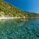 תצלום אווירי מחוף הים Skopelos Velanio
