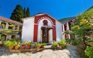 SKOPELOS IERA MONI SOTIROS, les monastères de la montagne Palouki sur l'île de Skopelos