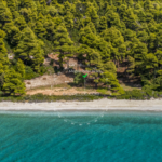 Skopelos com Megalo Pefko Beach Strände, die mit dem Boot erreichbar sind