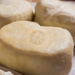 skopelos productos locales gerakis queso de cabra katiki ladotiri trahanas leche