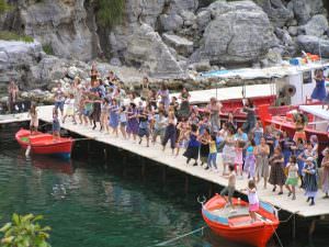 pelion damouchari, "tanssiva kuningatar"