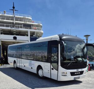 skopelos com skopelos bus buses transports skopelos com skopelos bus buses transports