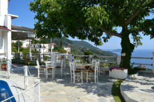 P 'tharakia (Ptharakia) Espresso & koktel bar, glossa skopelos, doručak skopelos