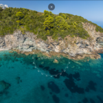 Skopelos com Mari beach beaches to discover