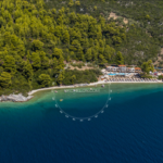 Pláž Skopelos com Linarakia Panormos