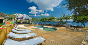 skopelos destinazione adatta ai bambini, skopelos vacanze per famiglie, skopelos adrina Parco giochi con piscina Hotel a Skopelos