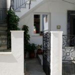 Skopelos sinioritsan talon chora kaupunki