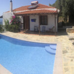panorama de la villa avec piscine de skopelos