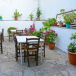 skopelos com taverna grill house klimataria loutraki glossa souvlaki