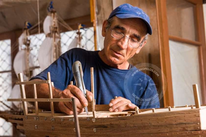 Skopelos Artists Ntanos Tsourtsoumia Woodcrafts Microshipping 70