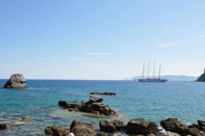 Iστιοπλοΐα Σκόπελος, Ιστιοπλοΐα Στη Σκόπελο, Sailing Στη Σκόπελο, Yachting, Βόρειες Σποράδες, Αιγαίο Πέλαγος, Πράσινο Στο Μπλε