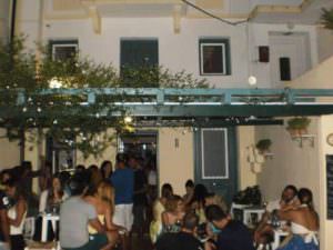 The Hidden Door (Paraporti) Bar