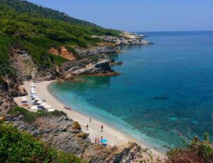 Perivoliou Beach Bar