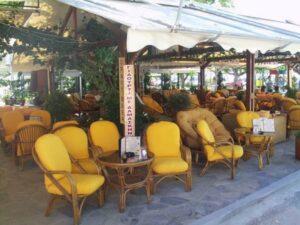 Aramis Snack Bar Cafe