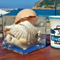 “Dive In” Καφετέρια