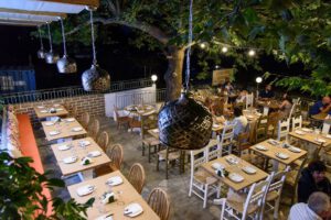 Skopelos 5 Platania Hovolo Taverna 05