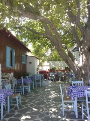 Taverna Karydia