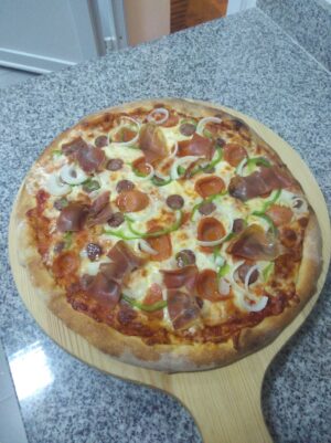 Skopelos Pizza La Tanna