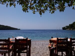 O Giannis, Taverna