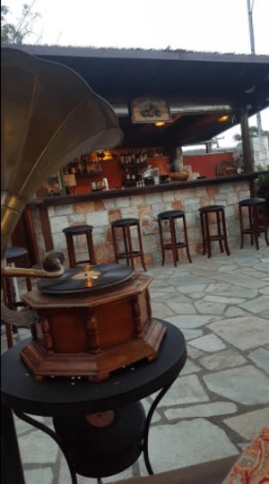 Palataki Wine Bistro – Restaurant