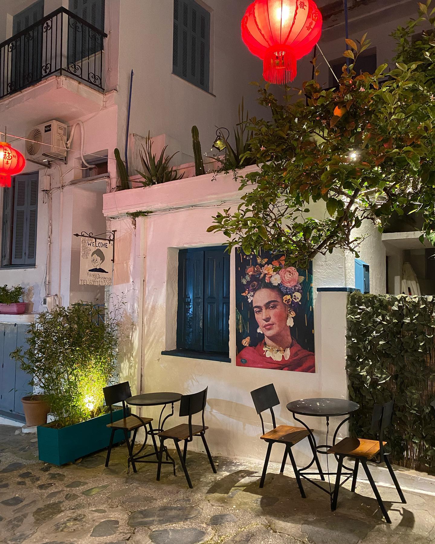 Skopelos Soya Asian Mexican Food, Best Food Guide, Foodie Guide, Explore Food, Street Food Best Beachside Dining, International Flavors