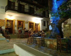 platanos jazz bar skopelos, platanos bar tədbir skopelos, bar skopelos