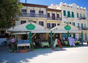 kiratso skopelos, restaurantes y tabernas skopelos, chora skopelos, kiratso taverna skopelos