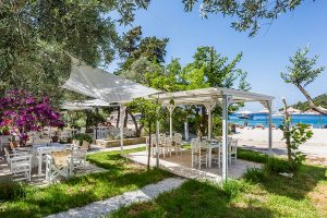 limnonari çimərlik skopelosu, taverna limnonari, limnonari kompleks skopelos