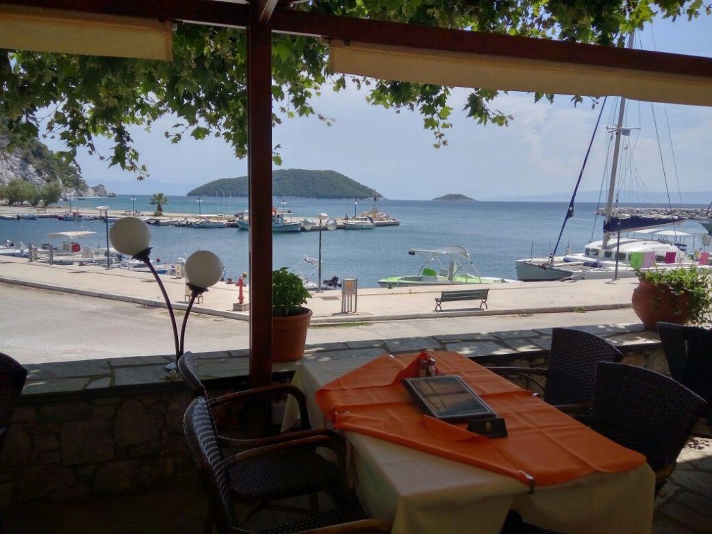 ristorante oasi skopelos, oasi skopelos estuario, neo clima elios skopelos