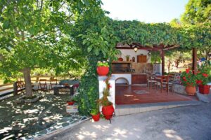 Alexandra Sofia Studios