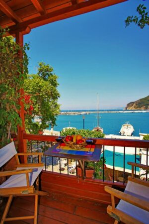 Skopelos Anemosessa Suites