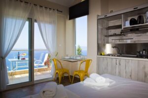 Skopelos Axion Esti Studios Apartments Glossa