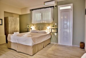 Skopelos Axion Esti Studios Apartments Glossa