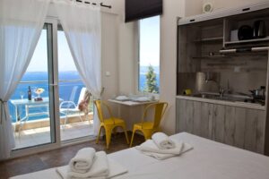 Skopelos Axion Esti Studios Apartments Glossa