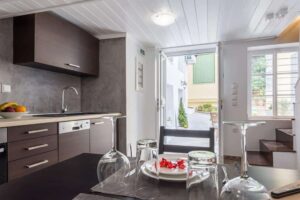 Evagelia's Apartments