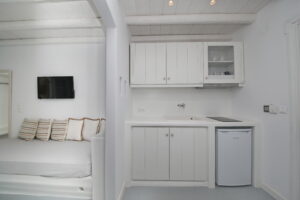 Skopelos Evlavia Studios And Villas