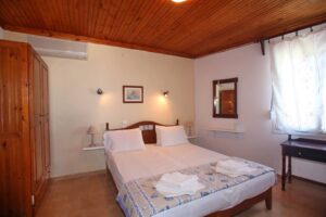 Skopelos Fotis Studios