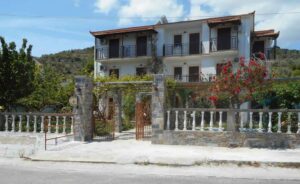 Guesthouse Christos