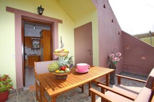 Skopelos Ta Kymata Waves Apartments Studios