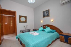Skopelos Ta Kymata Waves Apartments Studios
