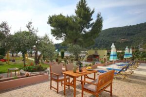 Skopelos Ta Kymata Waves Apartments Studios