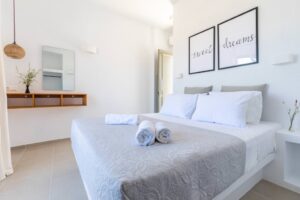 Skopelos Uncle John Guesthouse Studios Apartments