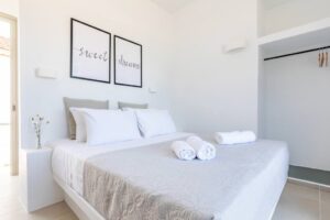 Skopelos Uncle John Guesthouse Studios Apartments