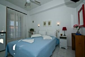 Skopelos Violeta Apartments 12