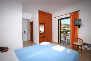 Σκόπελος Ξενοδοχείο Ντενίς