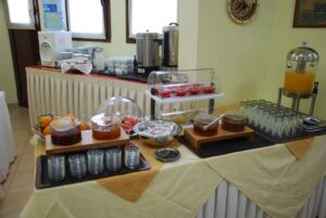 Σκόπελος Ξενοδοχείο Ντενίς