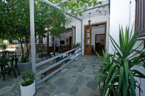 Σκόπελος Ξενοδοχείο Νάρκισσος, Ξενοδοχεία, Ξενοδοχεία Νάρκισσος, Παραλία Πάνορμος, Σποράδες, Mamma Mia Ελλάδα